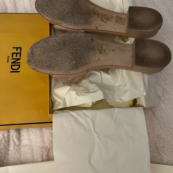 Fendi debossed-logo slide sandals- size- 39 sold out everywhere - Picture 9 of 14